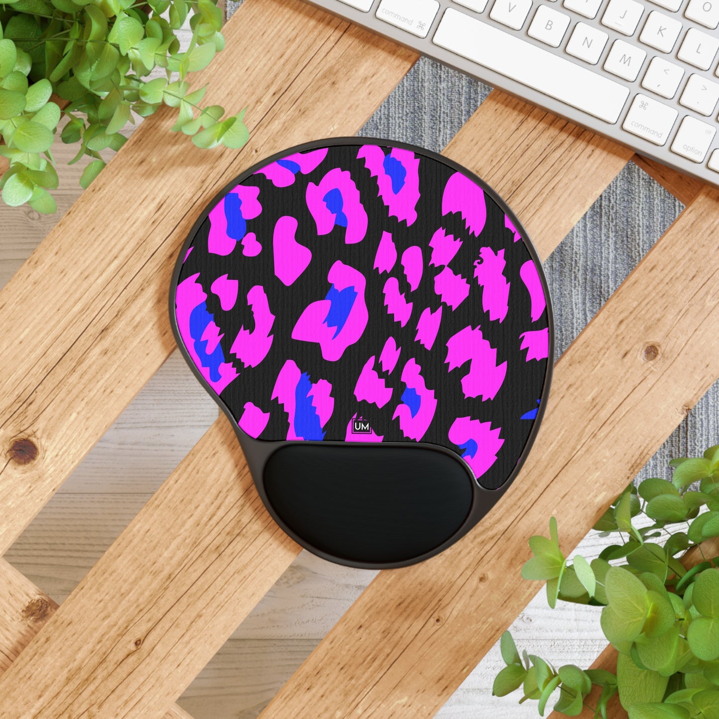 Wild Feline Mouse Pad With Wrist Rest