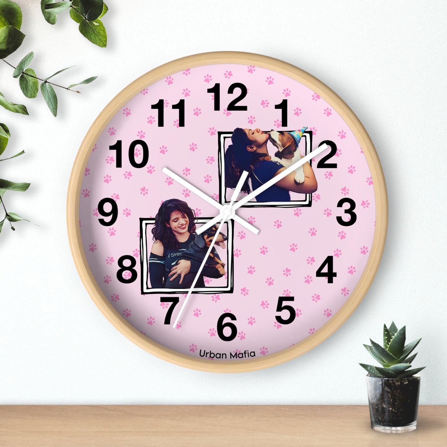 Reloj de pared UM