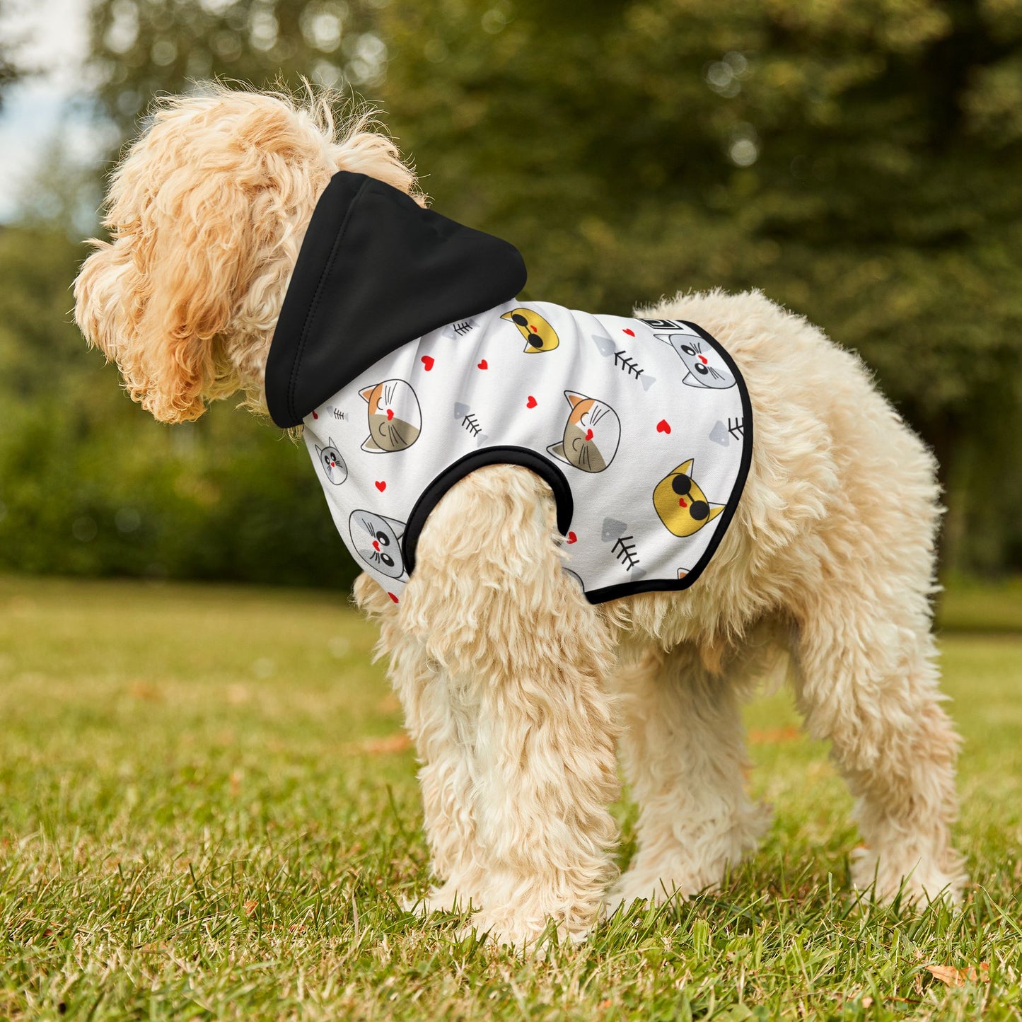 Sudadera con capucha para mascotas de la UM