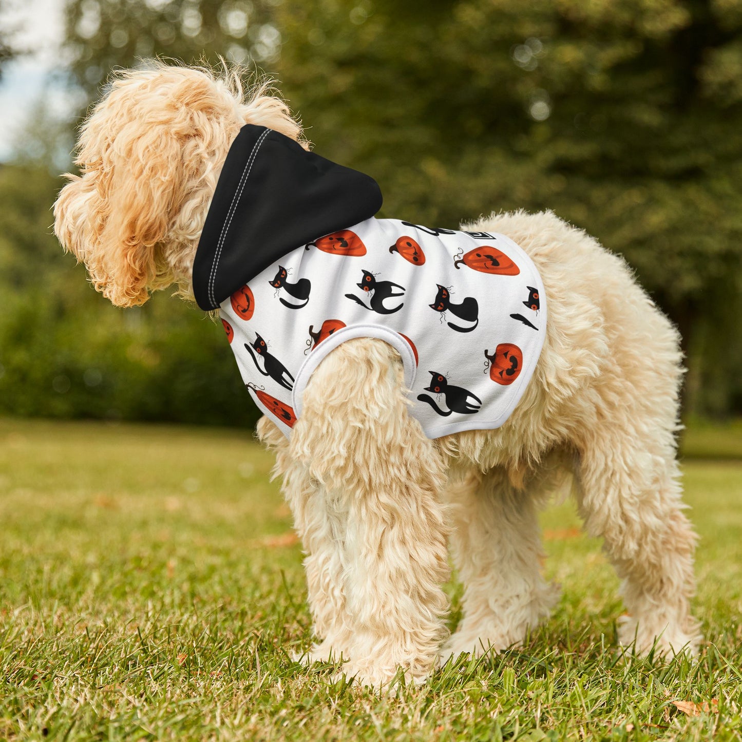 Sudadera con capucha para mascotas de la UM