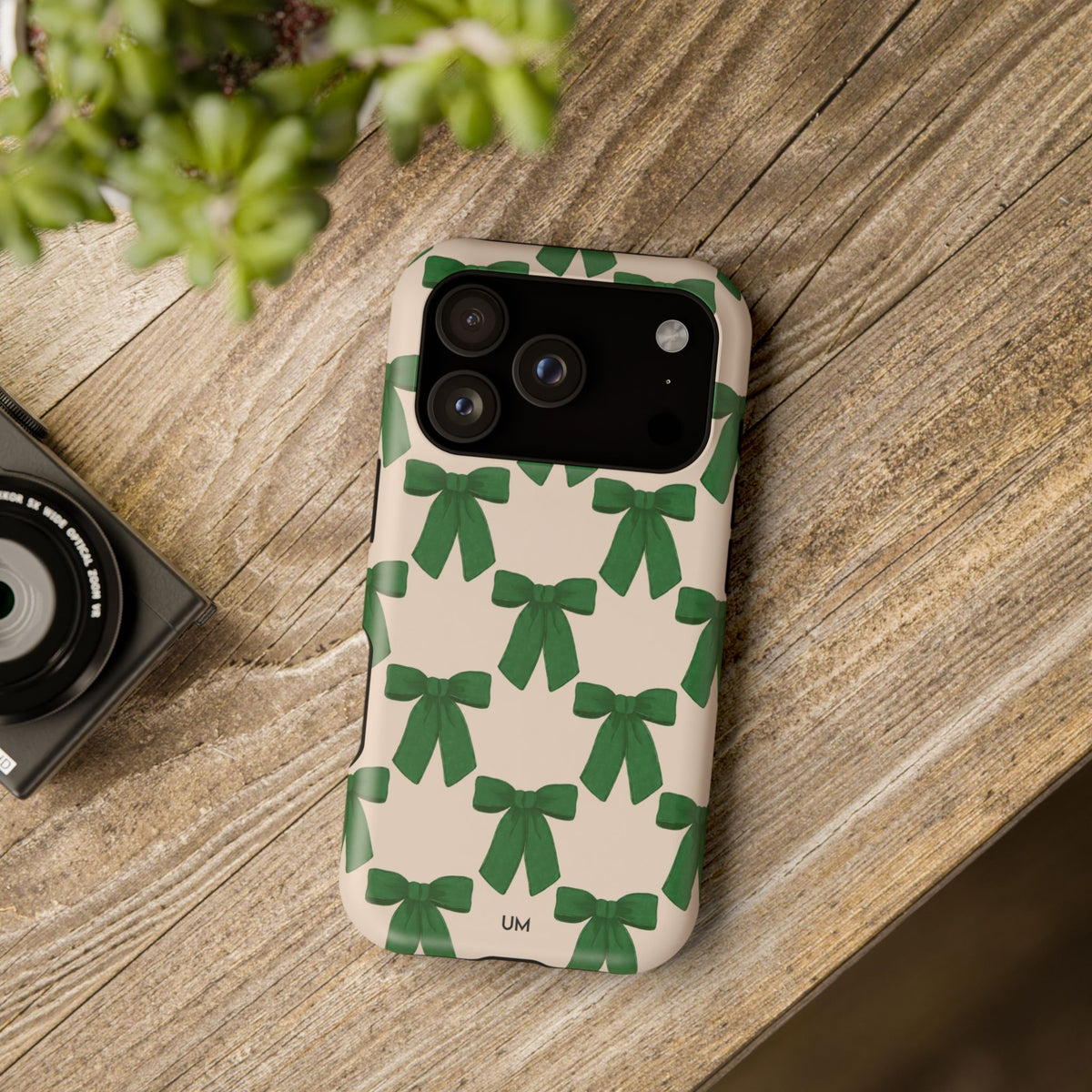 Emerald Coquette